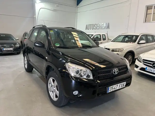 Toyota RAV 4 2.0 VVT-i Executive