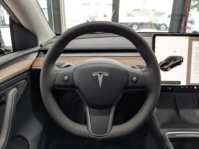 Tesla Model Y view 11