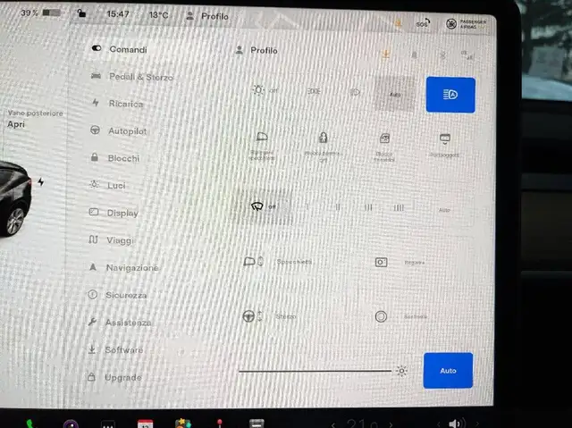 Tesla Model Y view 27