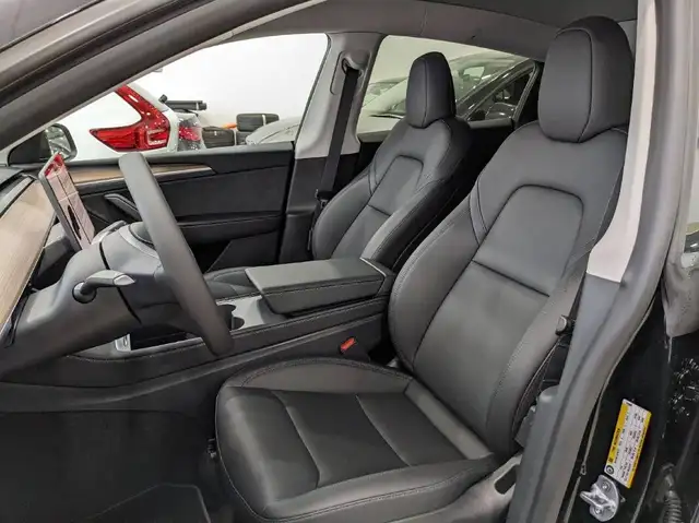 Tesla Model Y view 9
