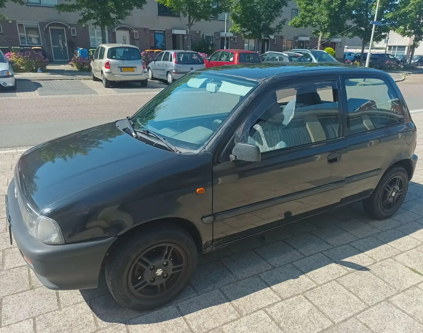 Suzuki Alto Alto 1.0-16V GA Zwart - 1