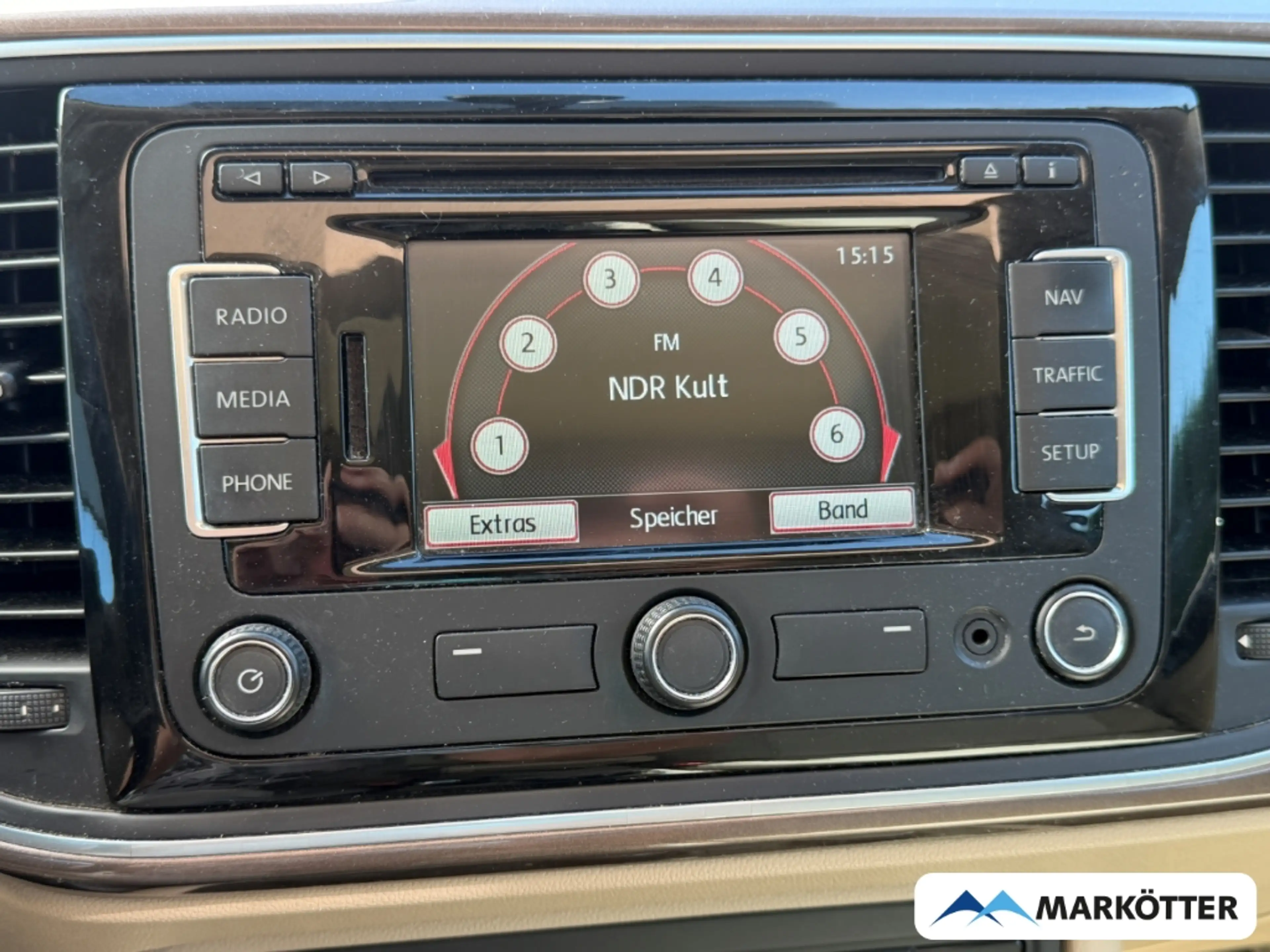 Volkswagen Beetle Design Schiebedach/Navi/PDC vorne-hinten — photo 12