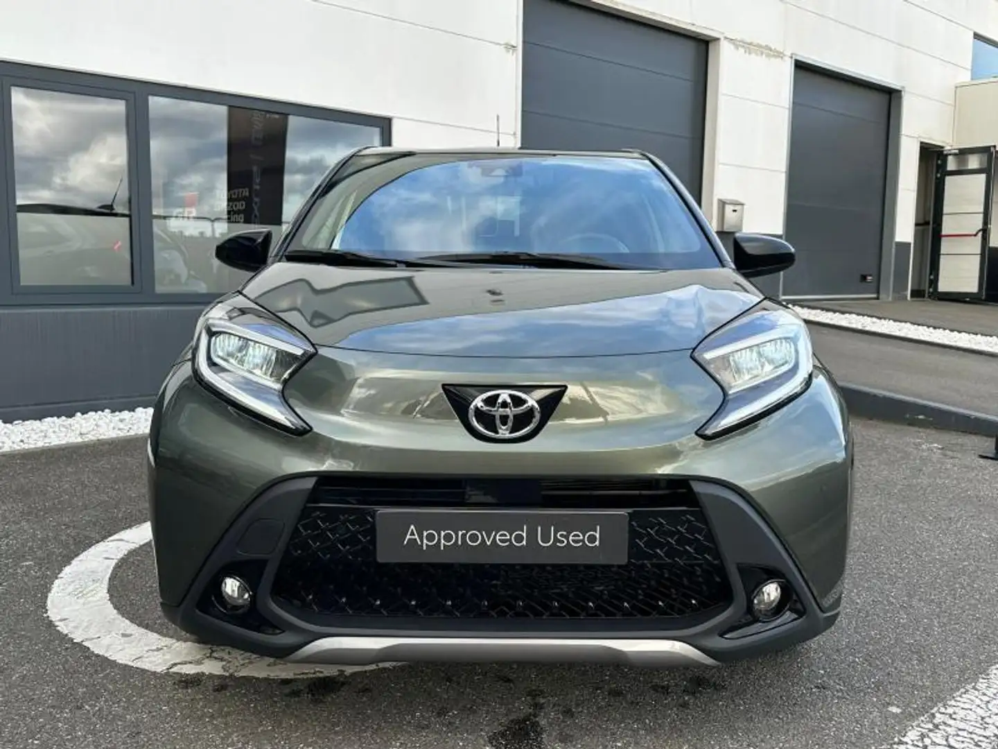 Toyota Aygo X Envy Groen - 2