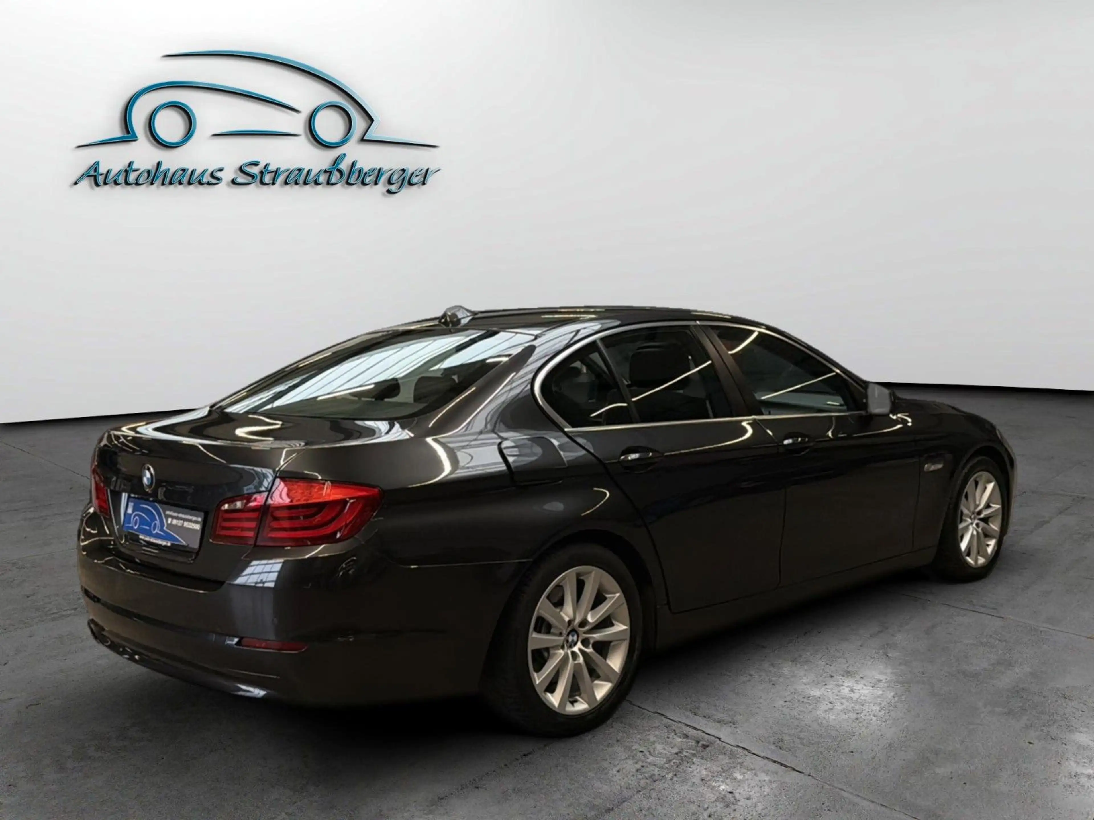 BMW 525 d Lim /AHK/Bi-Xenon/TÜV/Schiebedach/PDC/SHZ — photo 5