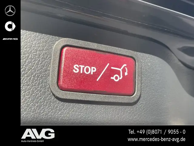 Mercedes-Benz V-Class view 9