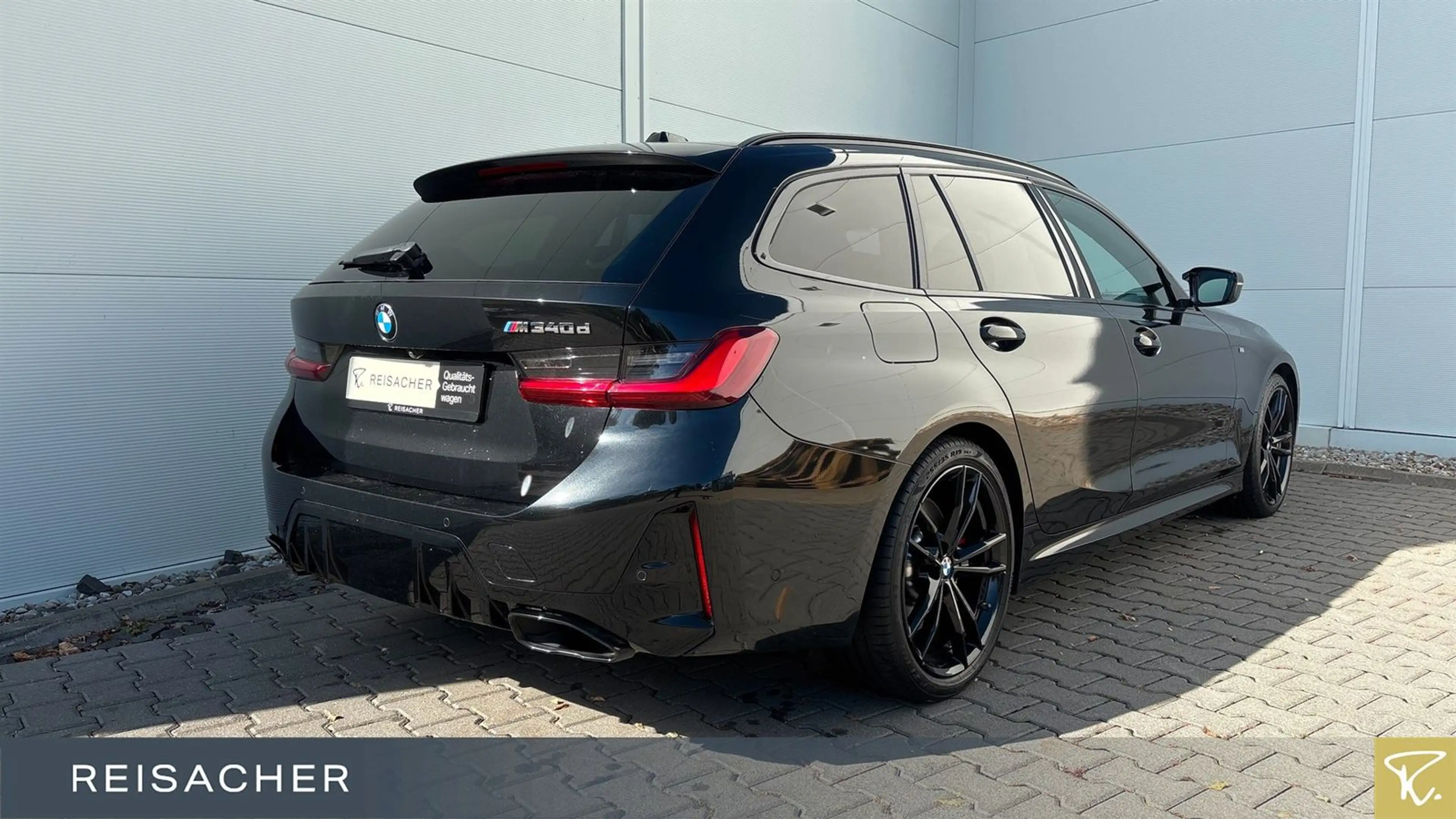 BMW M3 A xDrive Tou LCPro.HuD,AHK,ACC,RFK — photo 2