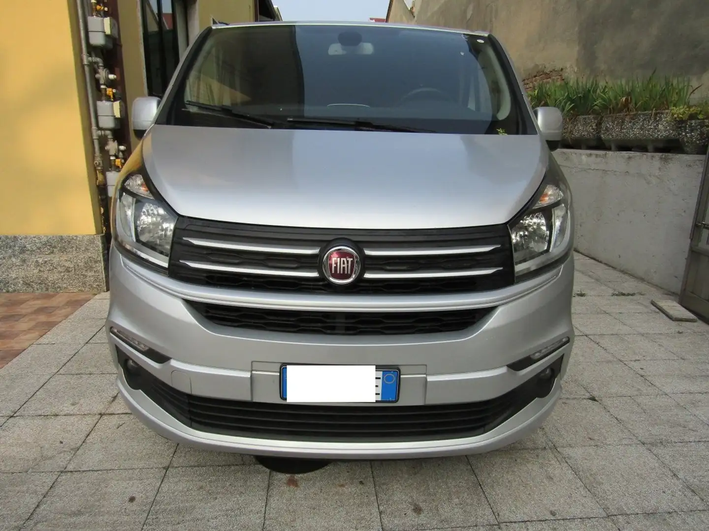 Fiat Talento PC 1.6 MJT 120 CV VETTURA PREZZO FINALE Grigio - 1