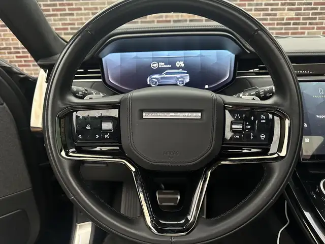 Land Rover Range Rover Sport view 11