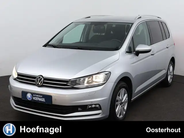 Volkswagen Touran 1.5 TSI Highline 7p Automaat | Stoelverwarming | A