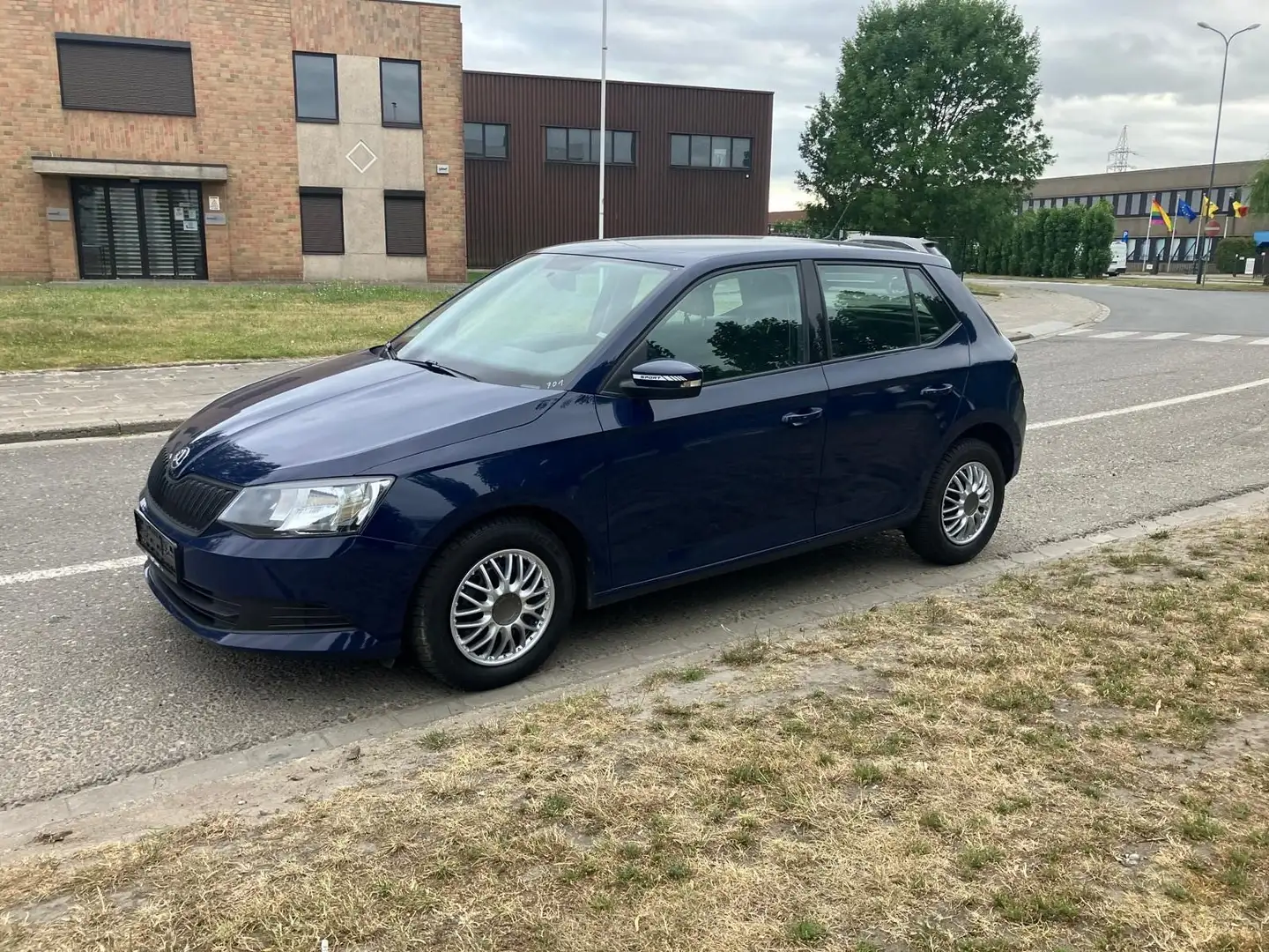 Skoda Fabia 1.0+ Keuring/ Carpass - Garantie - Euro 6d Temp Blauw - 2