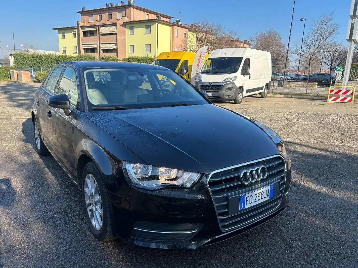 Audi A3 SPB 1.6 TDI S tronic Business Nero - 1