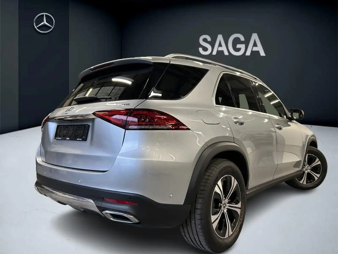 Mercedes-Benz GLE 350 de 4Matic Toit Pano Attelage Plateado - 2