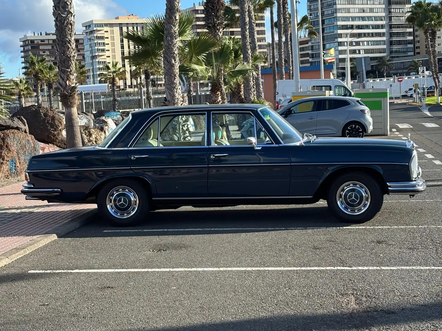 Mercedes-Benz 280 280 SE Azul - 2