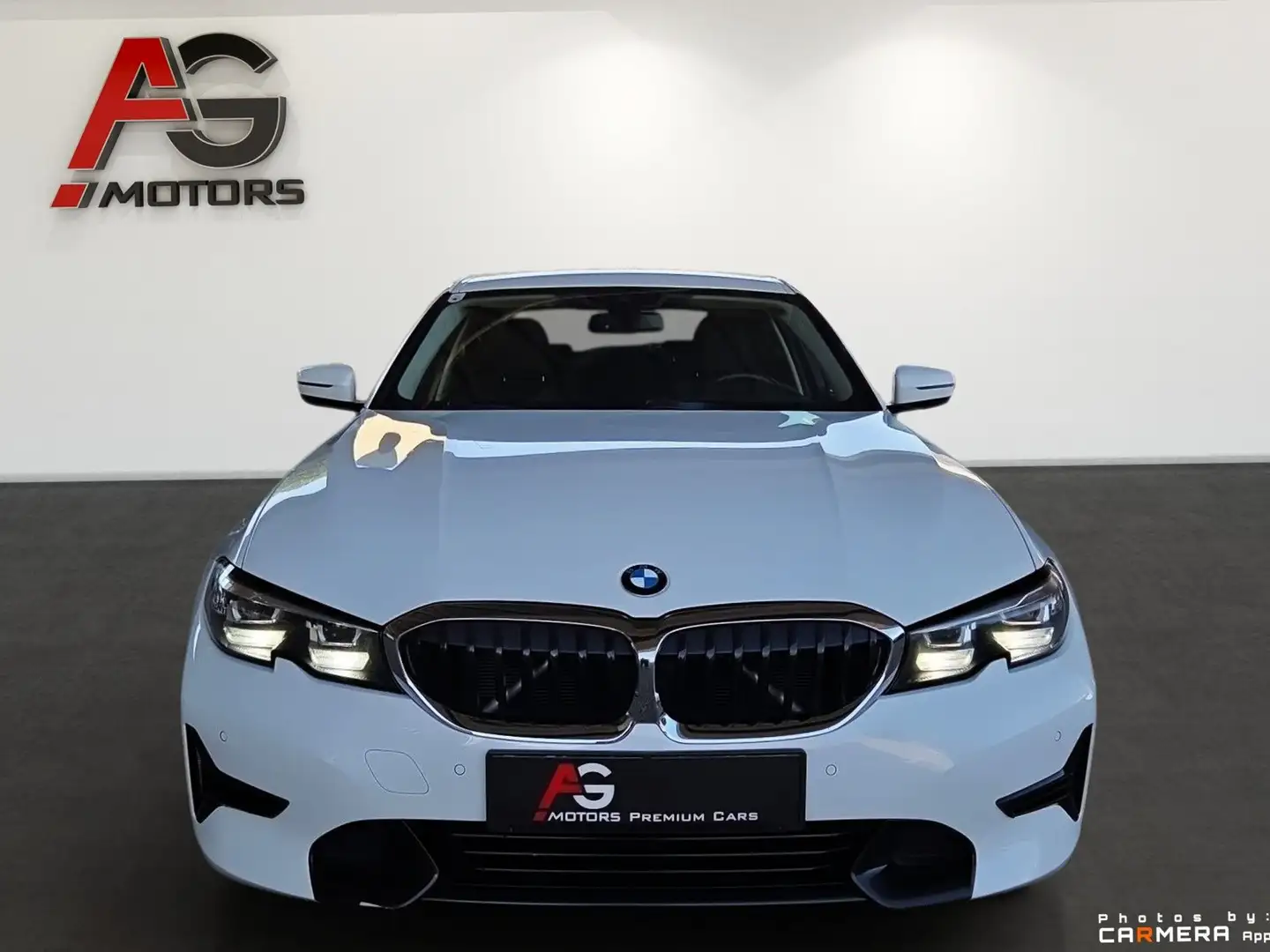 BMW 320 d xDrive 48V Aut. M-Lenkrad/LED/Live Cockpit/Navi Weiß - 2