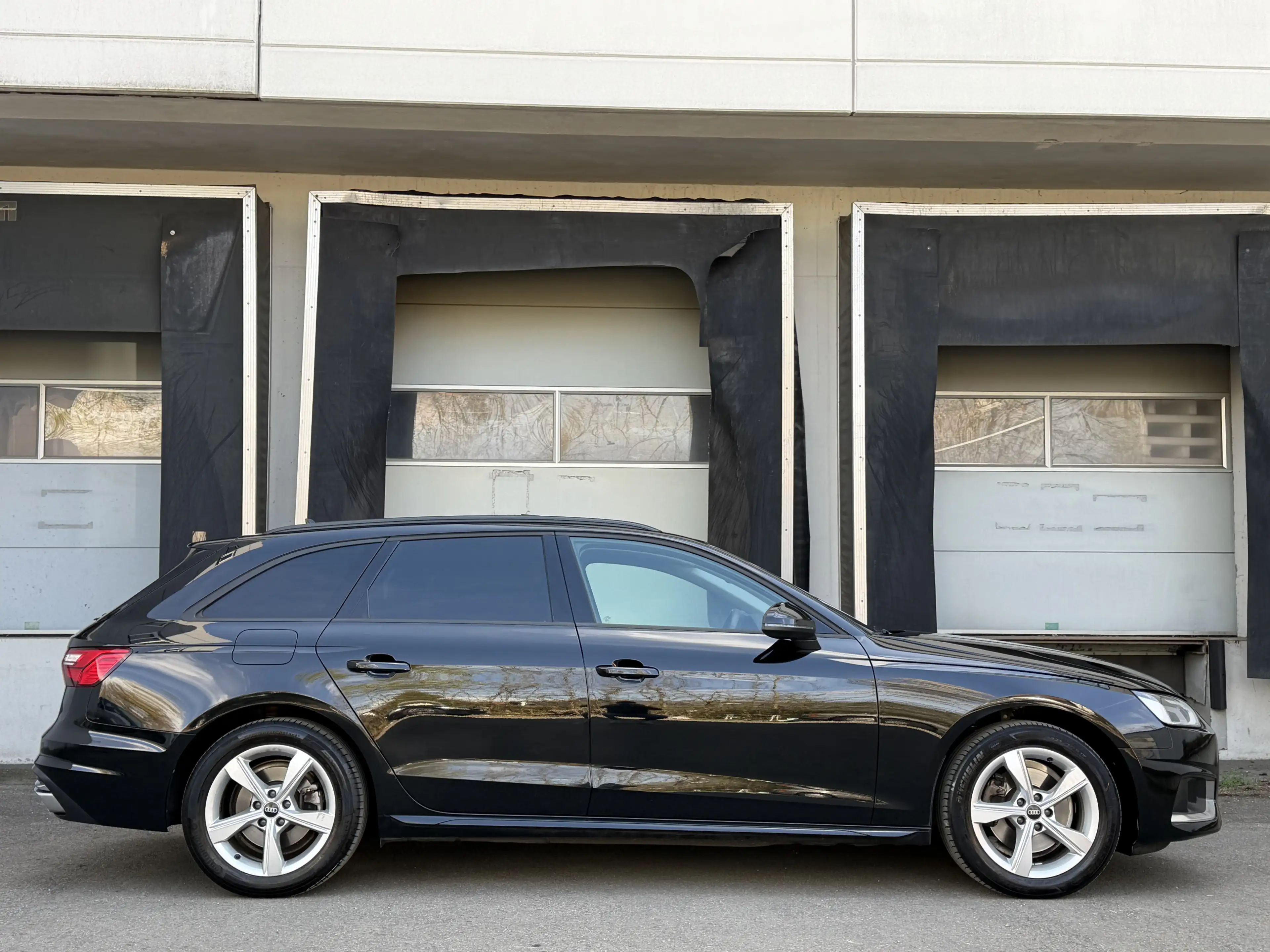 Audi A4 35 TDI Advanced LED Navi Pano Sitzheizung AHK — photo 7