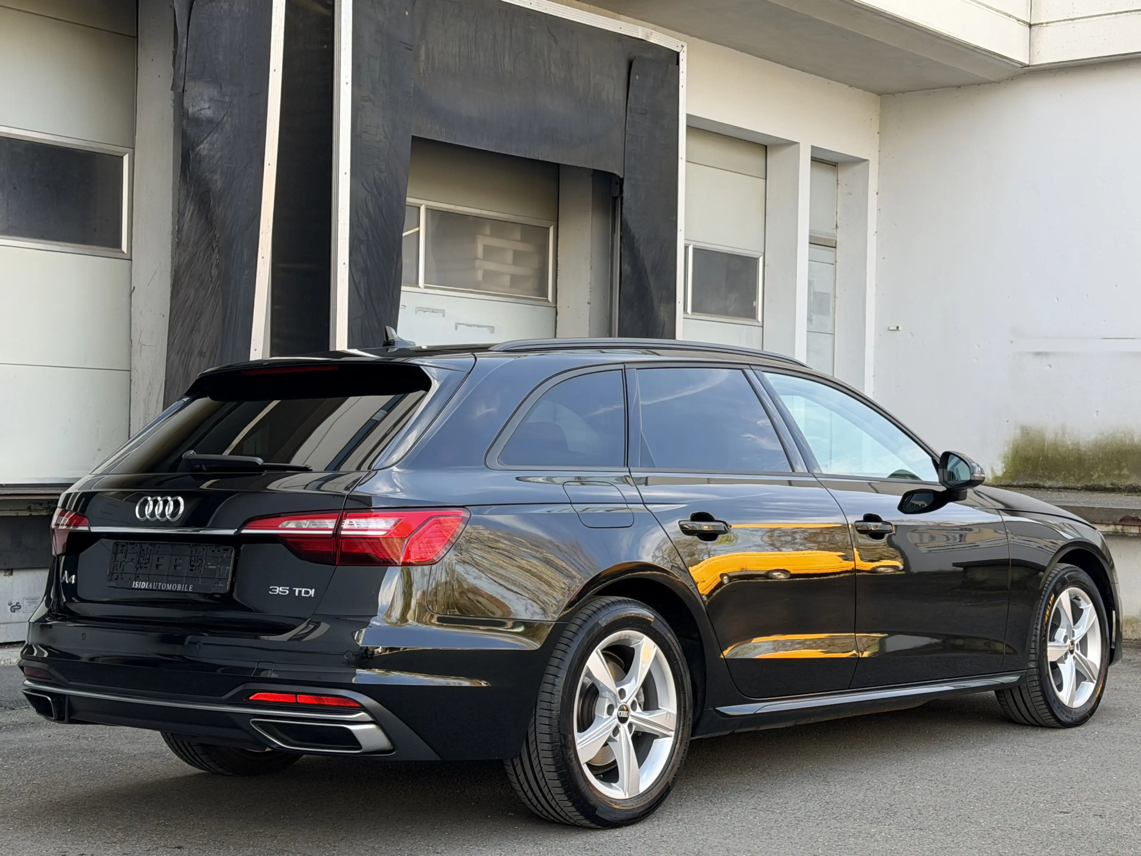 Audi A4 35 TDI Advanced LED Navi Pano Sitzheizung AHK — photo 6