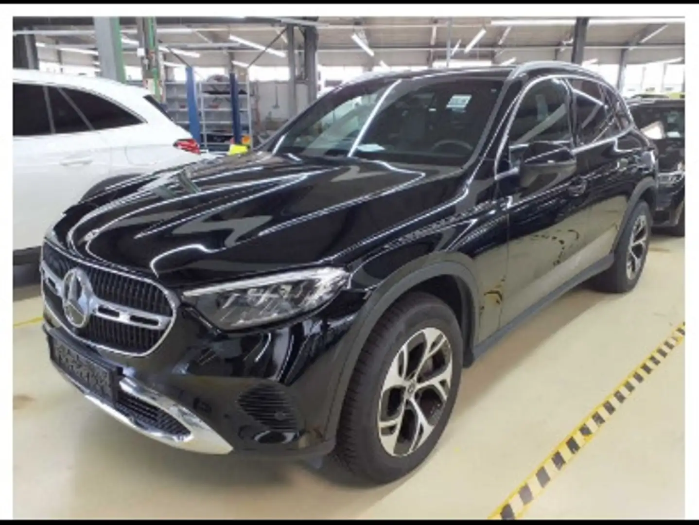 Mercedes-Benz GLC 300 de 4MATIC Noir - 2