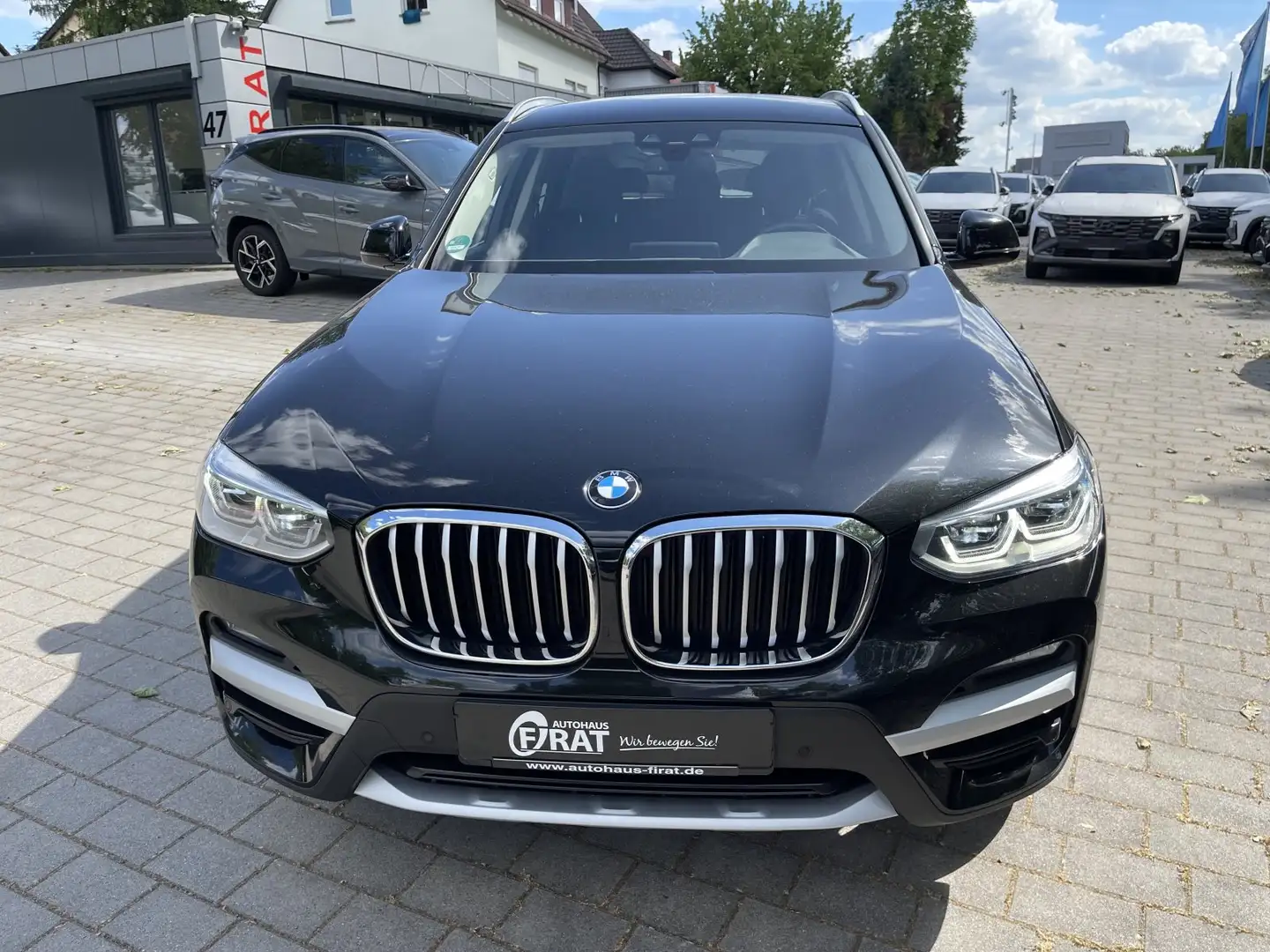 BMW X3 xDrive 30 d xLine Zwart - 2