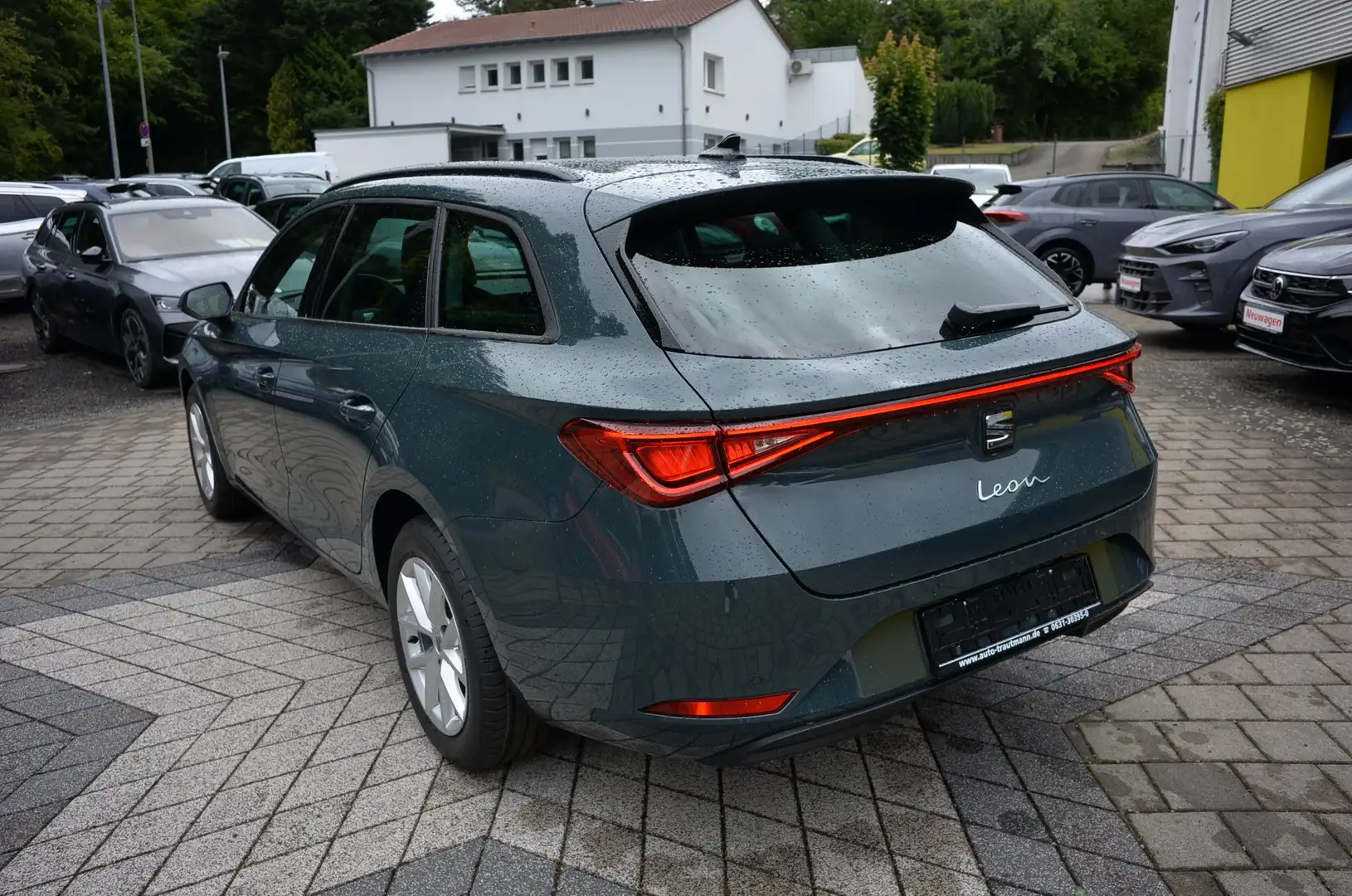 SEAT Leon Leon ST Kombi 1.5 TSI 5JGAR+ALARM+VZEK+LENKRADHZ Blauw - 2