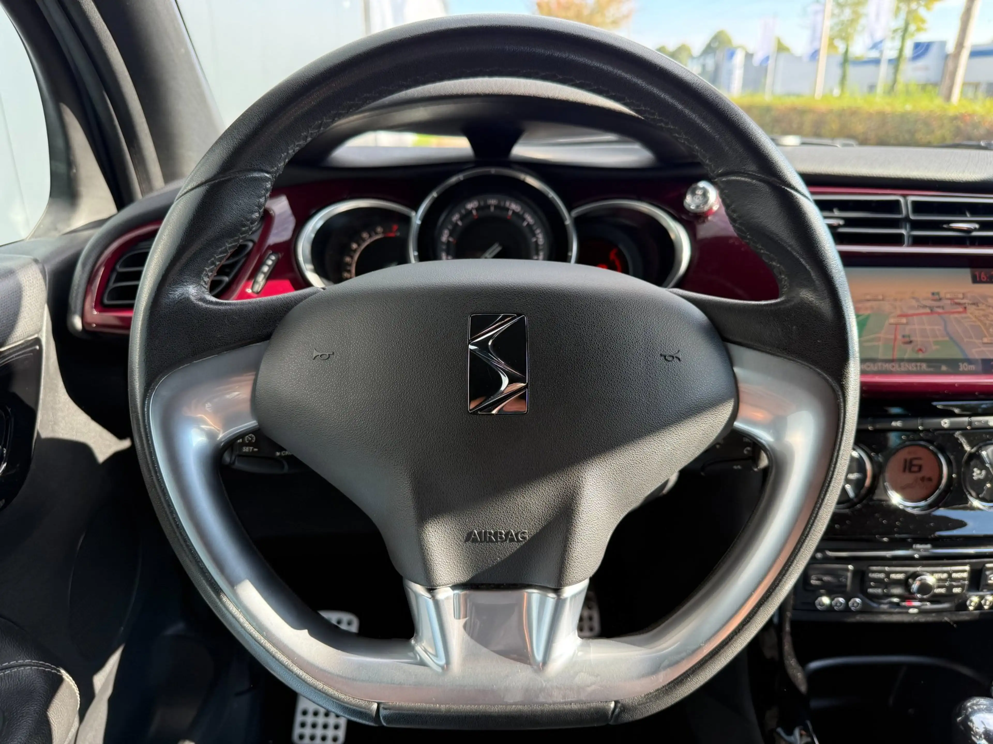 Citroen DS3 1.6 VTi So Chic Airco Cruise Automaat NAP Trekhaak — photo 11