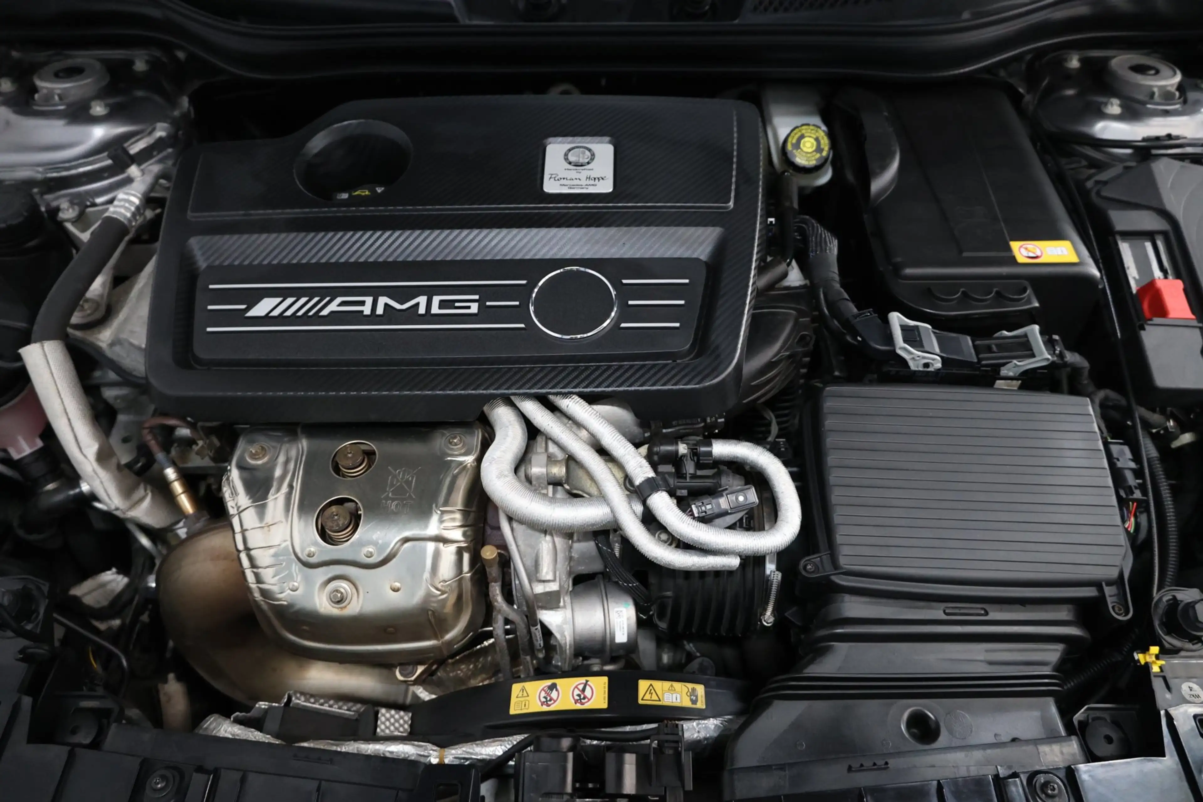 Mercedes-Benz GLA 45 AMG 4MATIC Edition 1 MATT/LED/LEDER+S.VERWARMING+MEMOR — photo 25