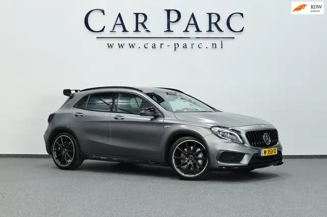 Mercedes-Benz GLA 45 AMG 4MATIC Edition 1 MATT/LED/LEDER+S.VERWARMING+MEMOR