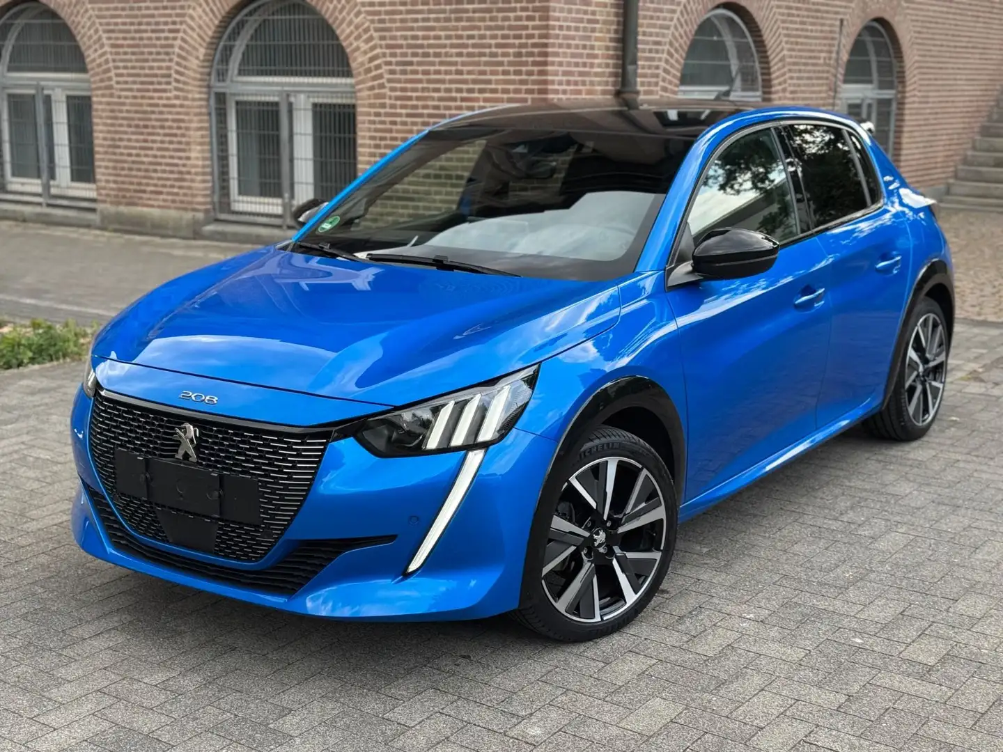 Peugeot 208 Allure/Navi/LED/ACC/GT-LINE/Sondermodel/ Blu/Azzurro - 1