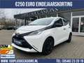 Toyota Aygo 1.0 VVT-i x | Airco | Kleine beurt | Nwe koppeling Wit - thumbnail 1