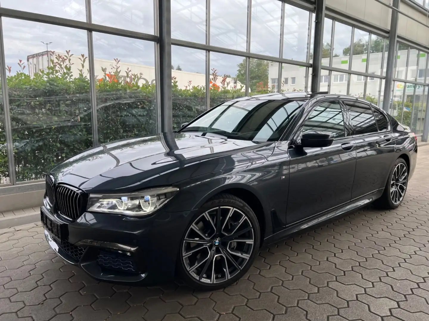 BMW 730 d xDrive M-Sport LUFT*LED*SD*H&K*HuD*ACC*360 Gris - 1