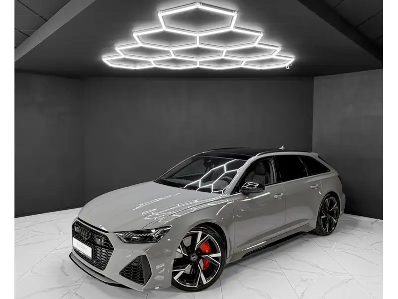 AUDI Rs6