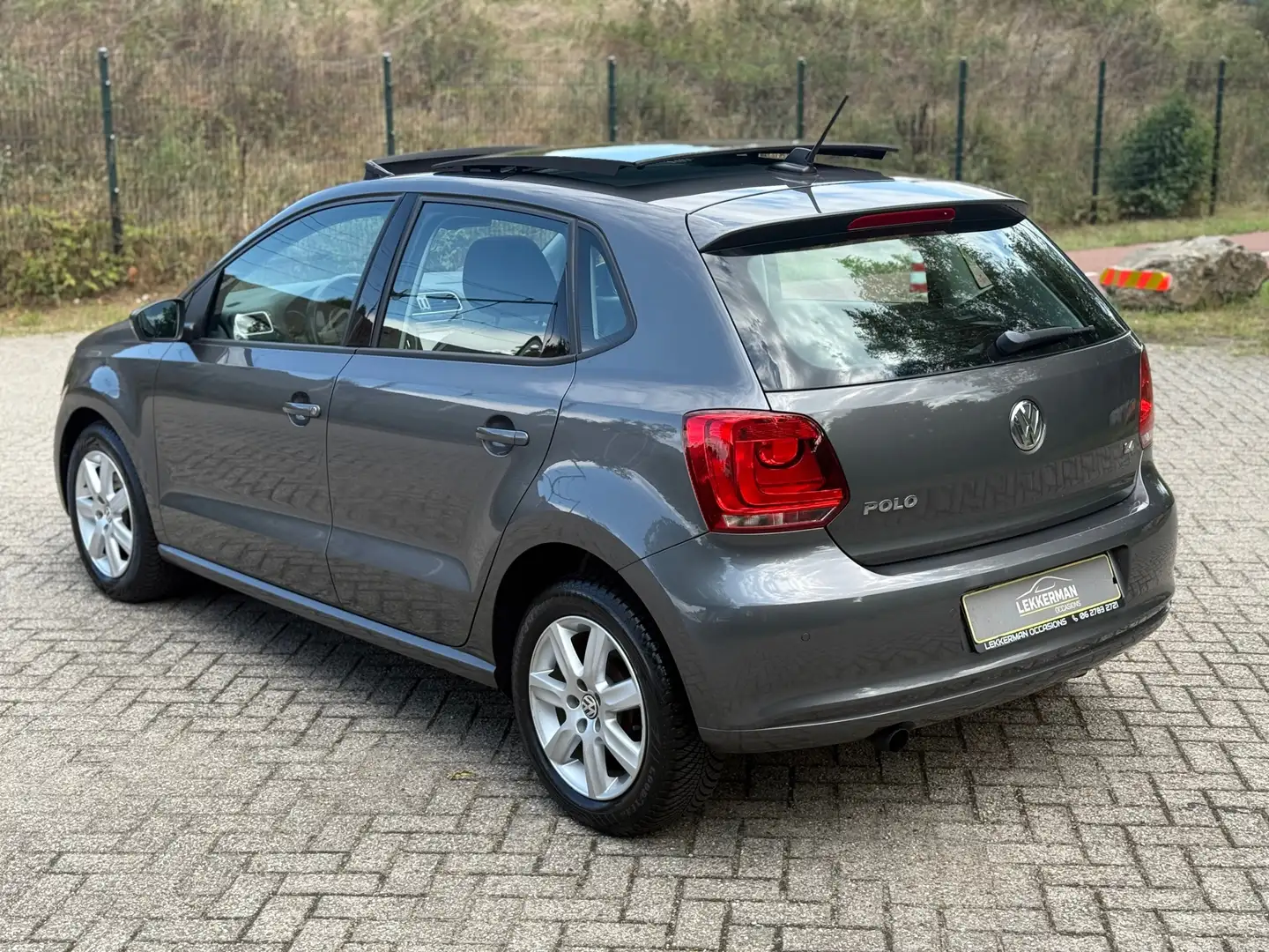 Volkswagen Polo 1.4-16V Highline PANO I CLIMA I PDC I ICRUISE I NW Grau - 2