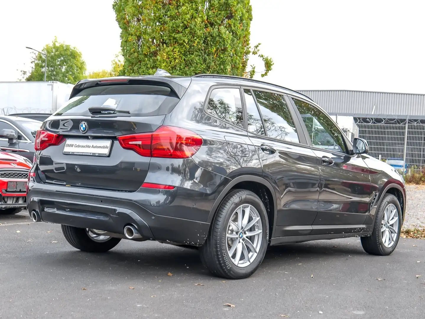 BMW X3 xDrive20d PANO AHK RFK NAVI LED PDC V+H LM Grau - 2