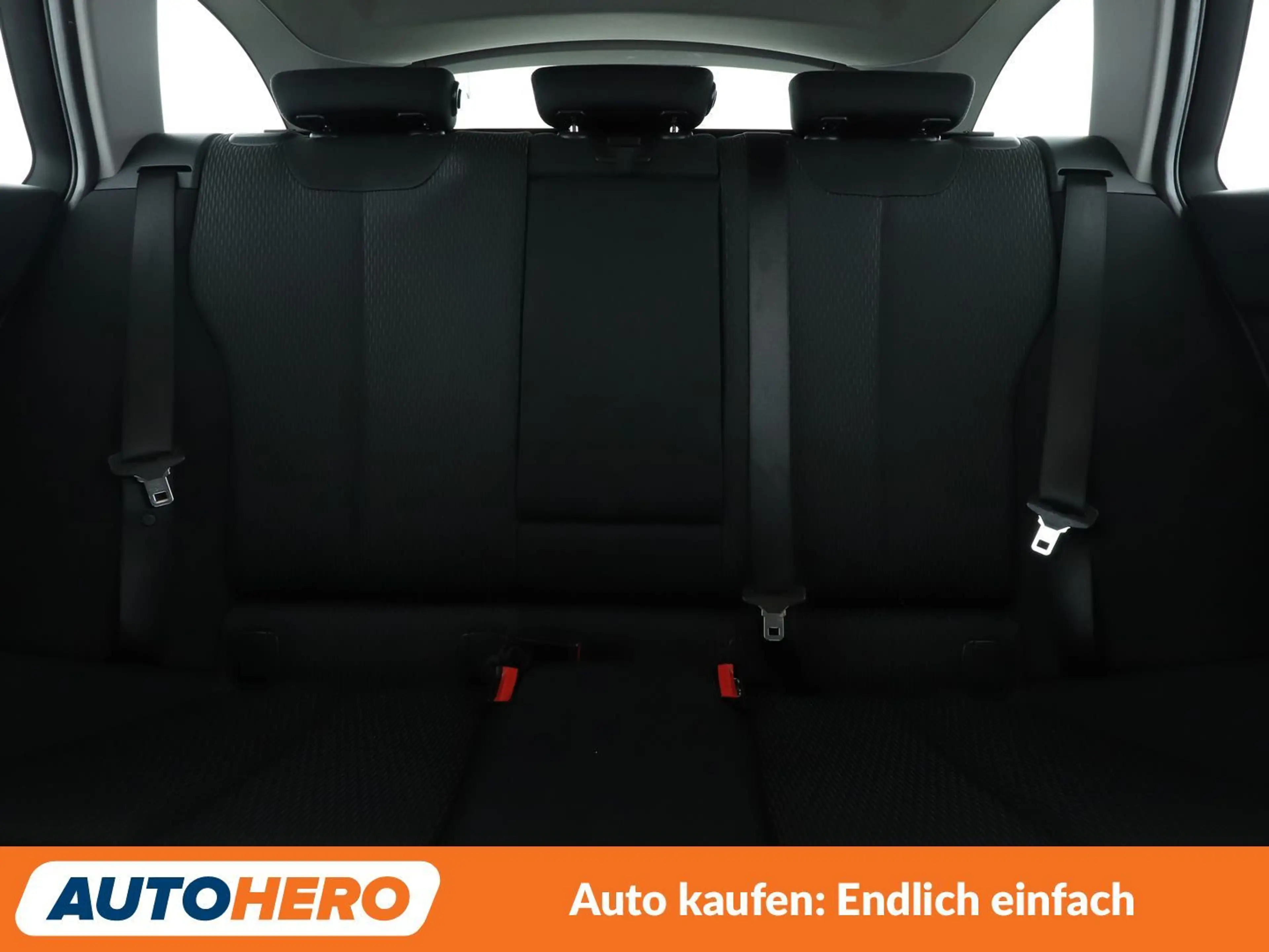 BMW 318 318d Advantage *NAVI*LED*TEMPO*PDC*SHZ* — photo 15