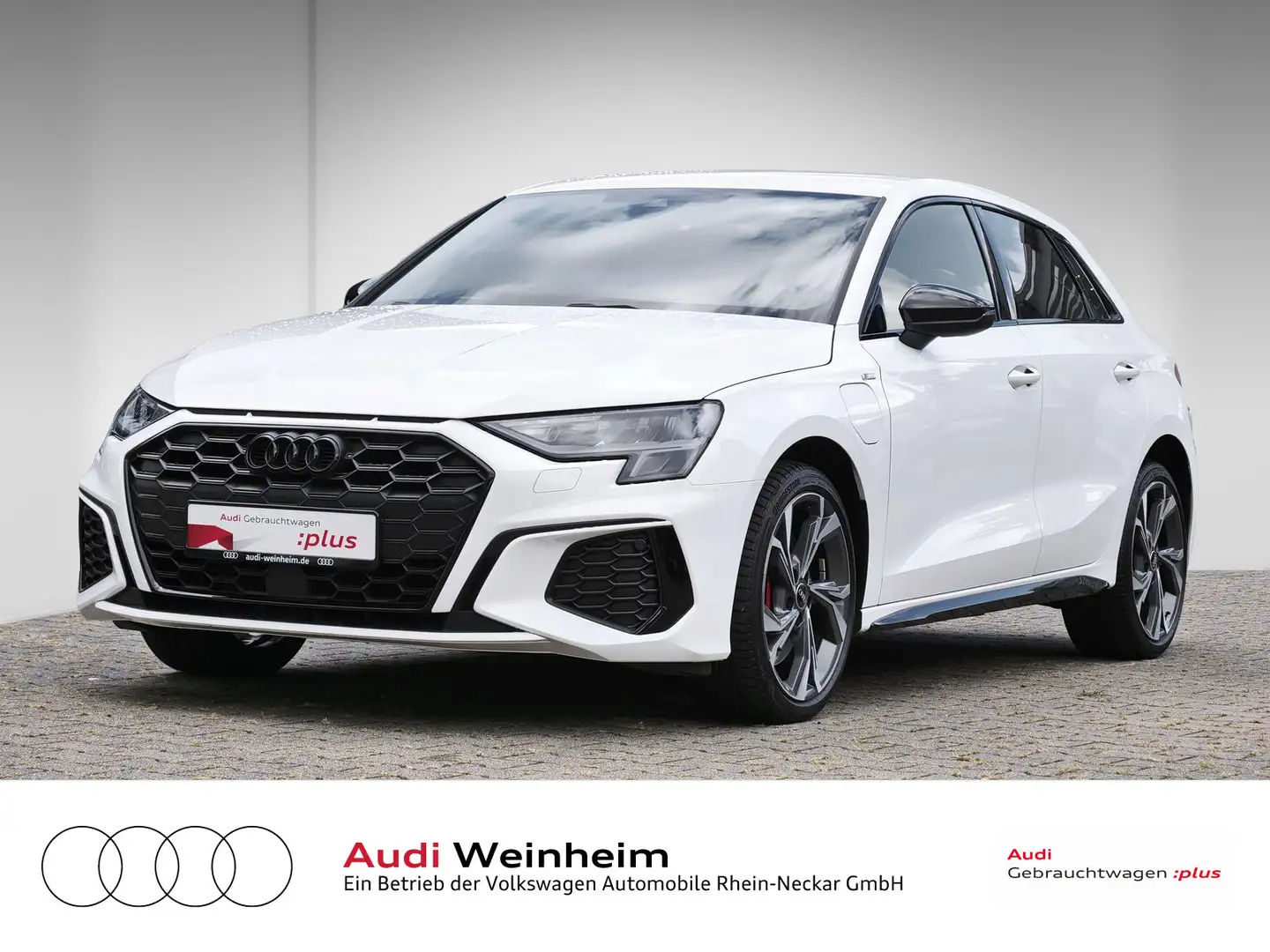 Audi A3 35 TFSIe Balck Paket S-Line LED S-t Weiß - 2