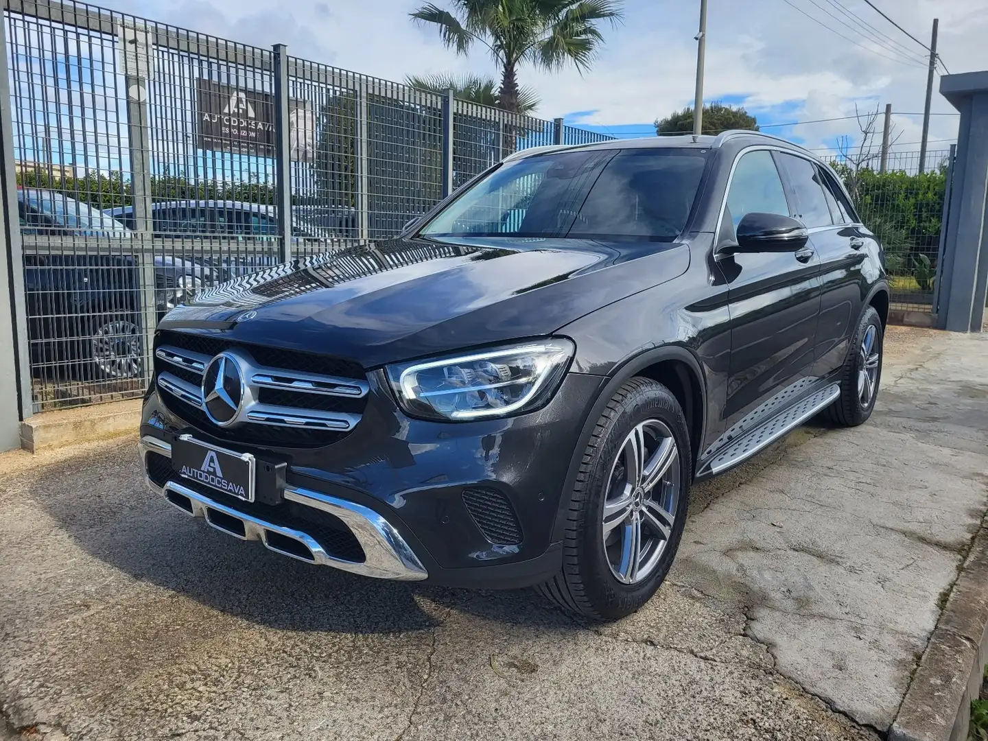 Mercedes-Benz GLC 220 d Off-Roader 4 Matic+Cookpit+Full Led+Pelle... Grigio - 1