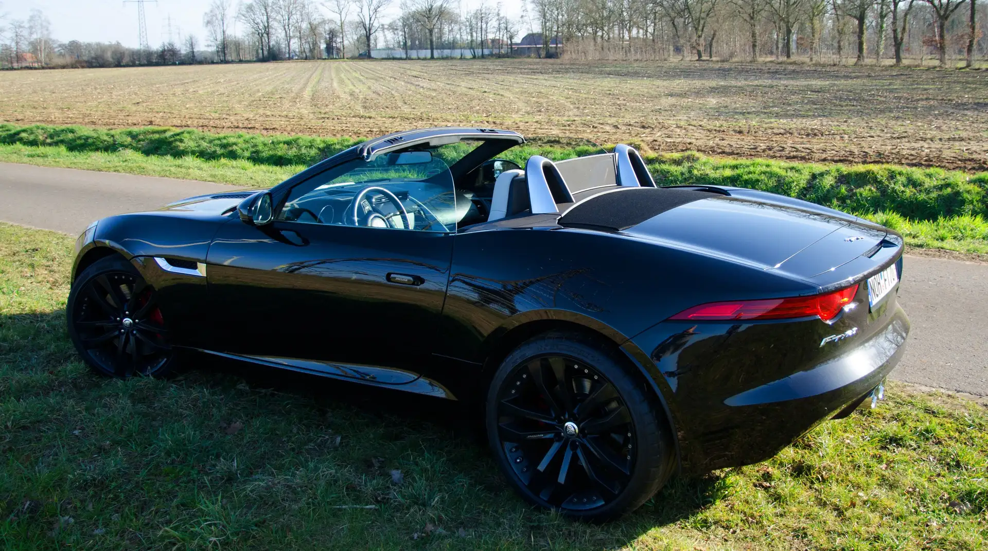 Jaguar F-Type F-Type Cabriolet Aut. S Schwarz - 1