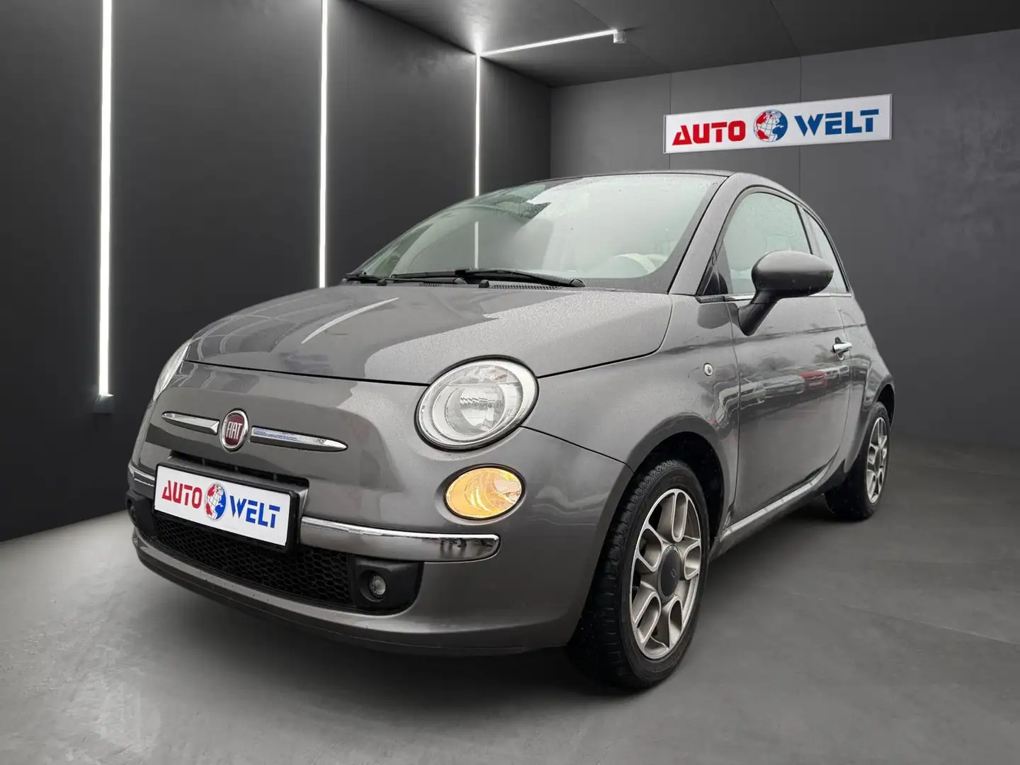 Fiat 500 1.2 Lounge Panorama PDC Klima AUX Grau - 1