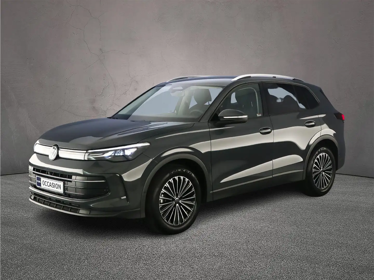 Volkswagen Tiguan Life Edition 1.5 eTSI 150pk DSG Automaat Trekhaak, Grijs - 2