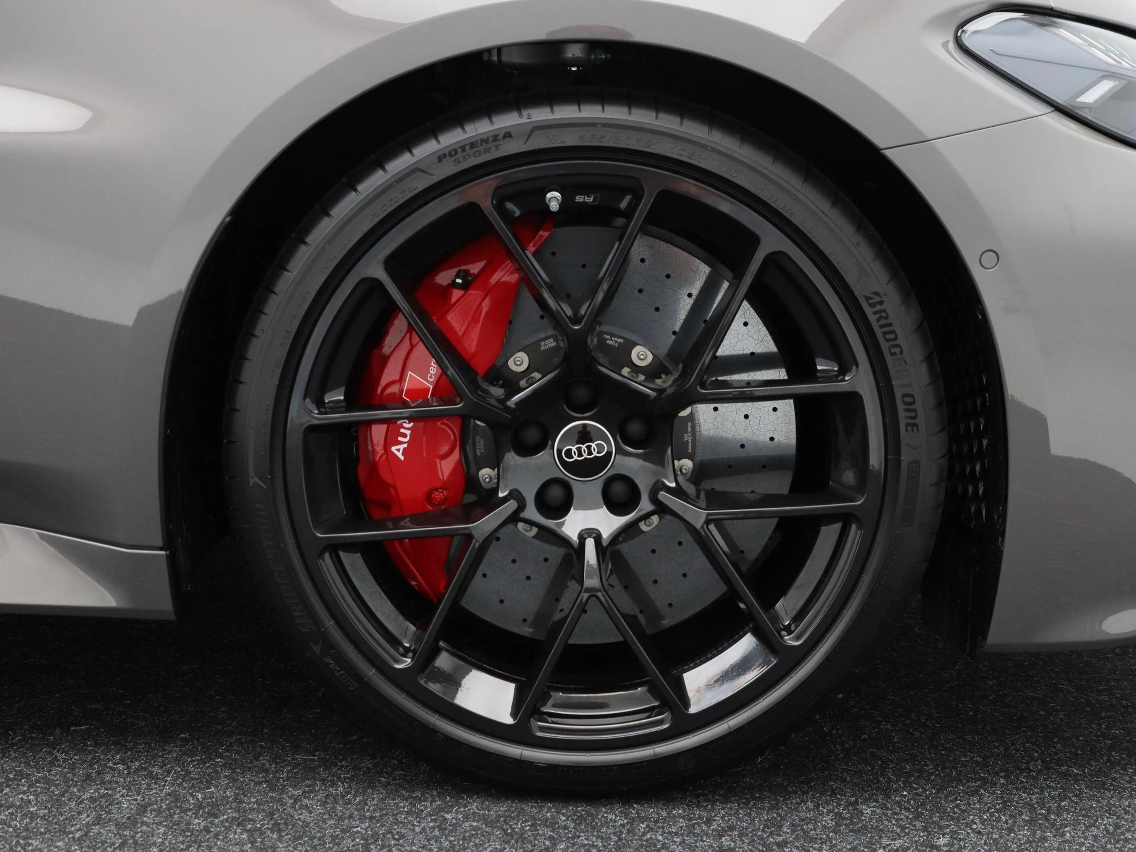 Audi RS5 Avant e-hybrid quattro | 21 inch velgen | Bang & O — photo 11