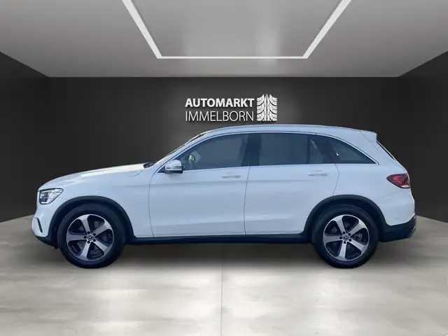 Mercedes-Benz GLC view 11