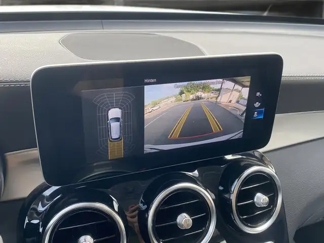 Mercedes-Benz GLC view 20