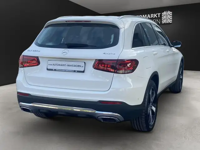 Mercedes-Benz GLC view 7