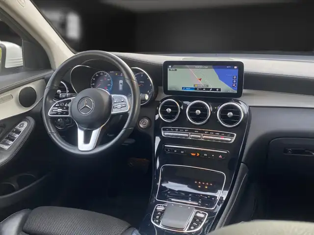 Mercedes-Benz GLC view 13
