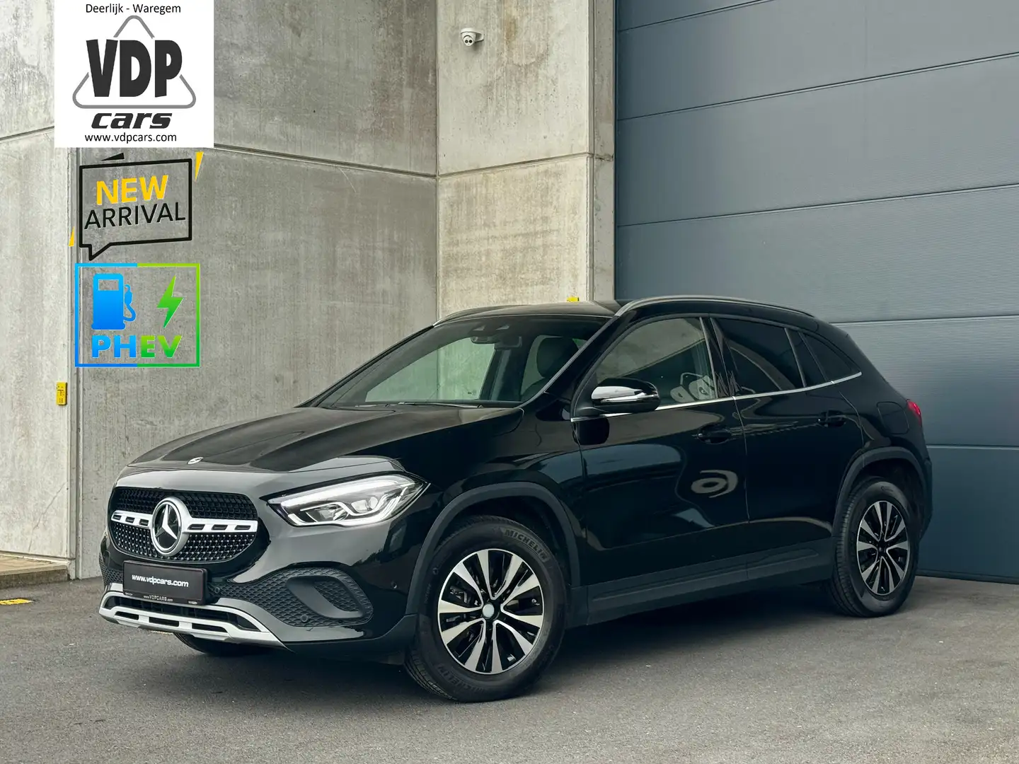 Mercedes-Benz GLA 250 e PROGRESSIVE LEDER MBUX CAMERA WIDESCREEN Zwart - 1