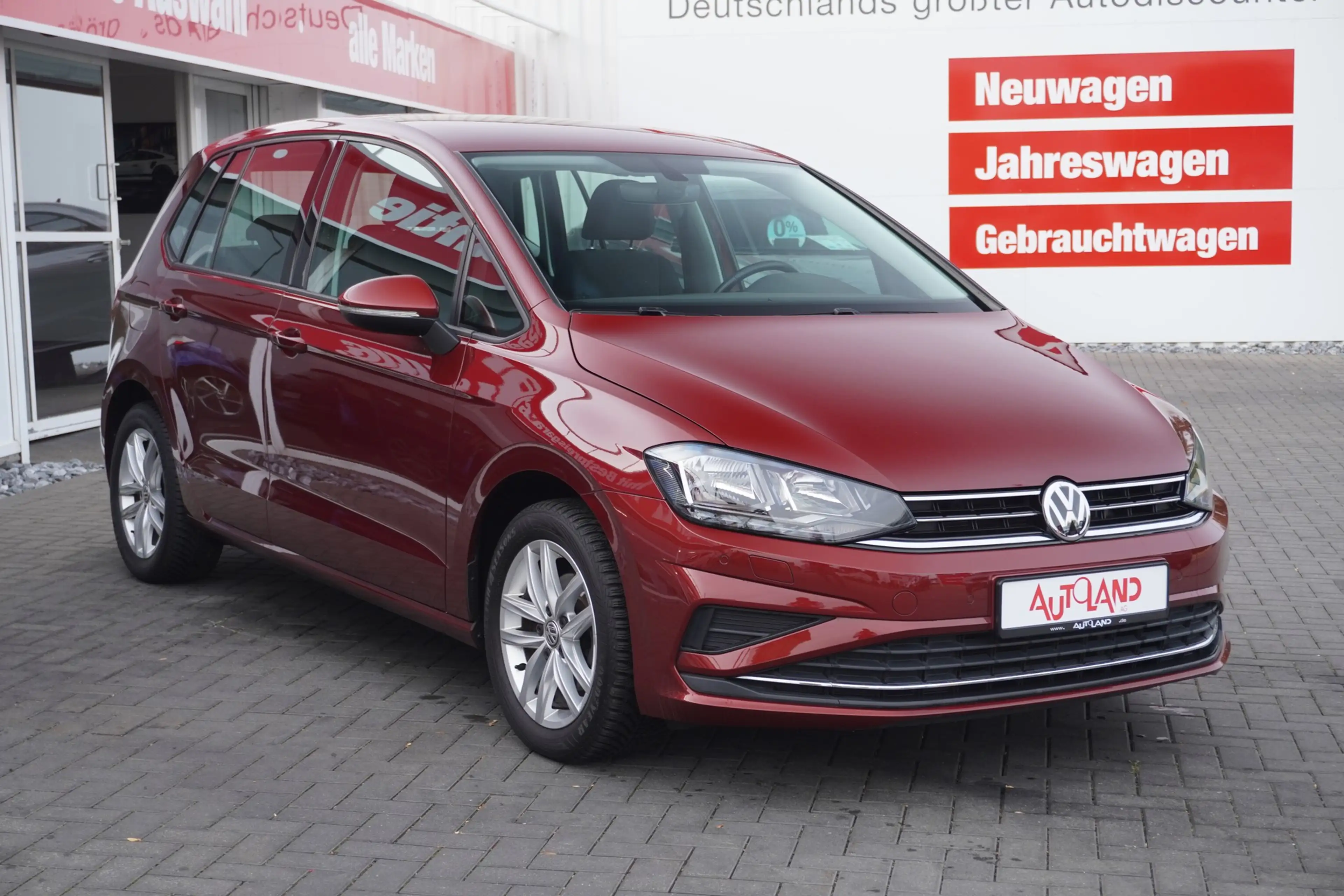 Volkswagen Golf Sportsvan 1.0 TSI Android Apple ACC — photo 4