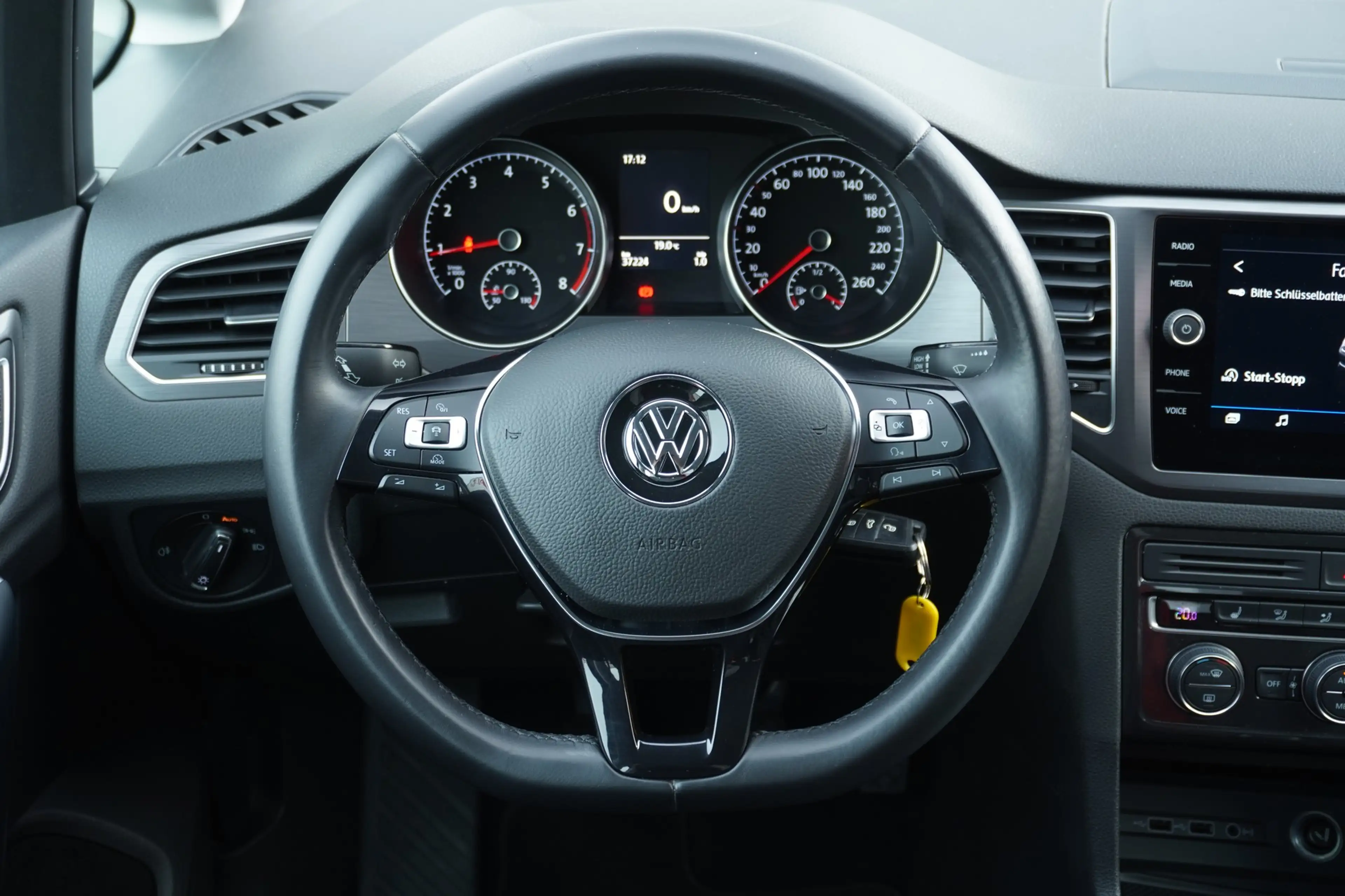 Volkswagen Golf Sportsvan 1.0 TSI Android Apple ACC — photo 9