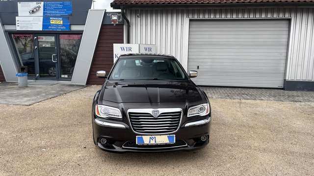 Imagine Lancia Thema Executive*AUTOMATIC*ANHÄNGERKUPPLUNG*