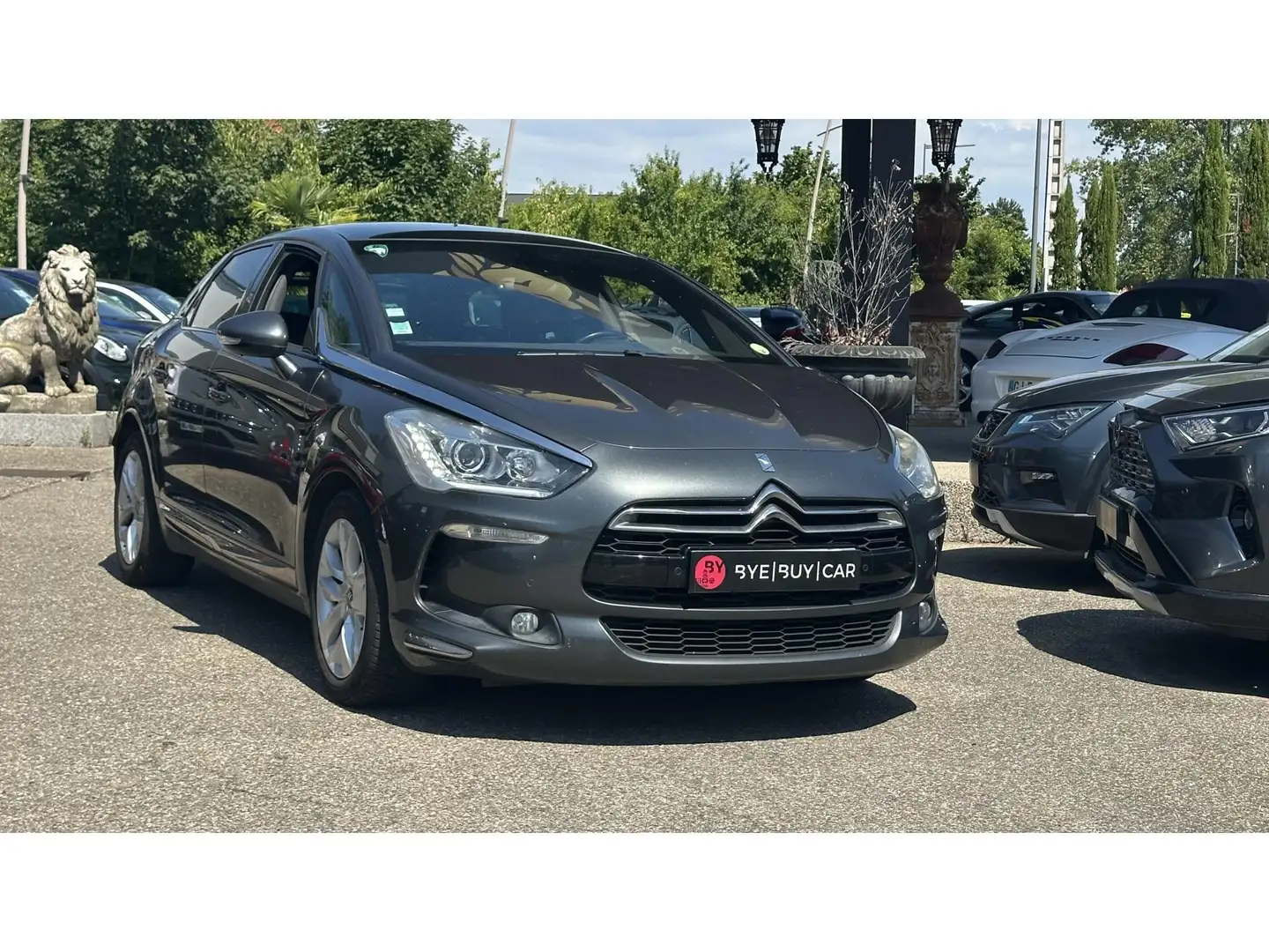 DS Automobiles DS 5 1.6 BlueHDi 120 Executive - GARANTIE 12 MOIS Gris - 2