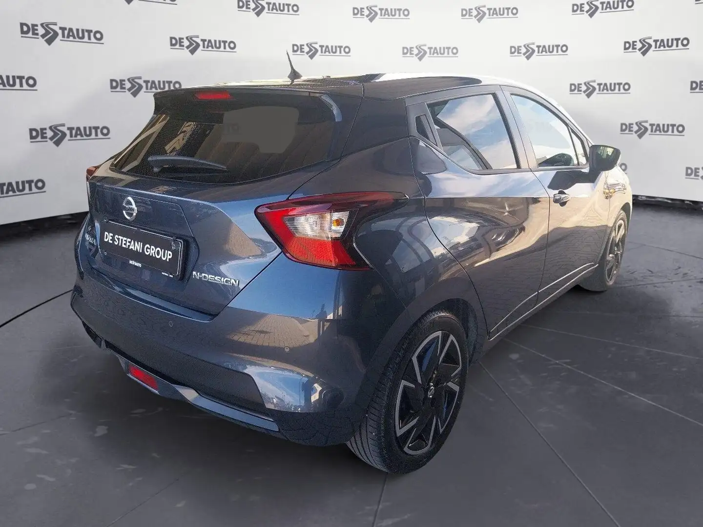 Nissan Micra Micra 1.0 ig-t Eco N-Design Gpl Grigio - 2