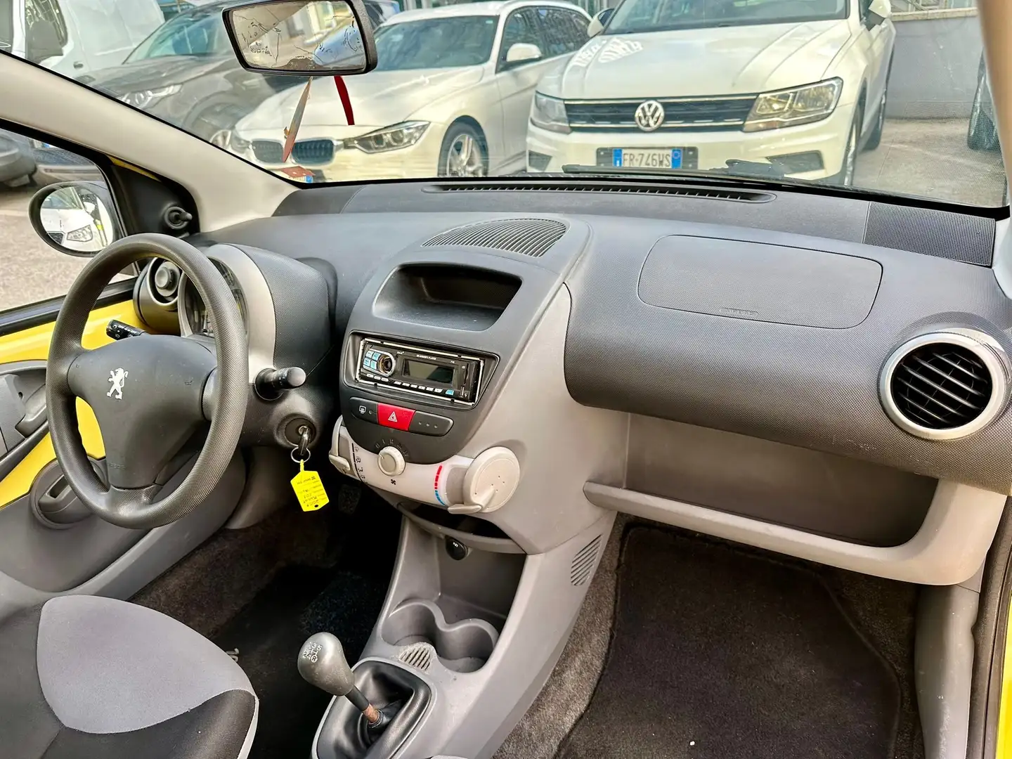 Peugeot 107 3p 1.0 plaisir Sarı - 1